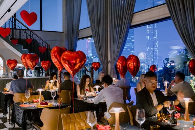 Cloud Nine Restaurant Sai Gon gallery 3